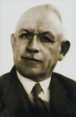 Moisey Ilich Slonim haqida