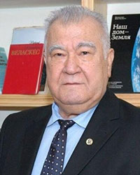 Пўлат Ҳабибуллаев (1936-2010)